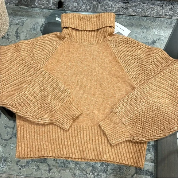 NWT Topshop Rollneck Balloon Sleeve Crop Sweater Brown Camel Ribbed Sz 8-10 - Picture 3 of 9